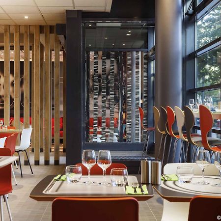 Ibis Paris Porte De Clichy Centre Exterior photo