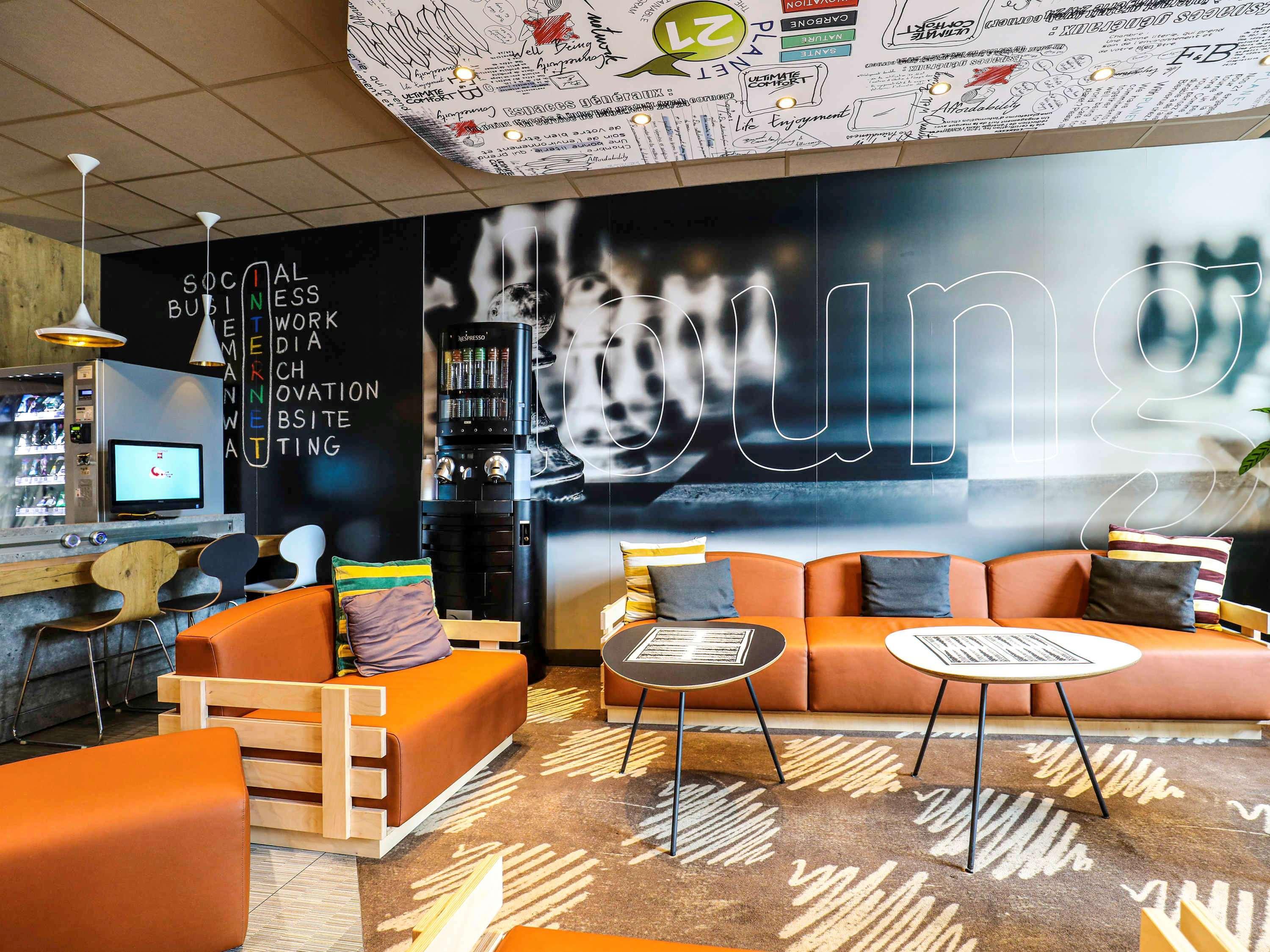 Ibis Paris Porte De Clichy Centre Exterior photo