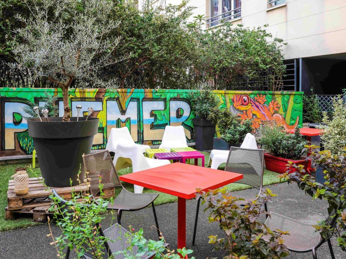 Ibis Paris Porte De Clichy Centre Exterior photo
