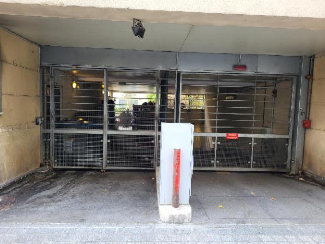 Ibis Paris Porte De Clichy Centre Exterior photo